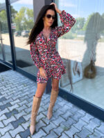 Sukienka z falbanką w kwiaty Miluna.