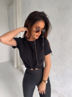 koszulka z wyszywanym logiem