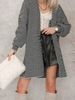 przedłużany sweter z bufiastym rękawem