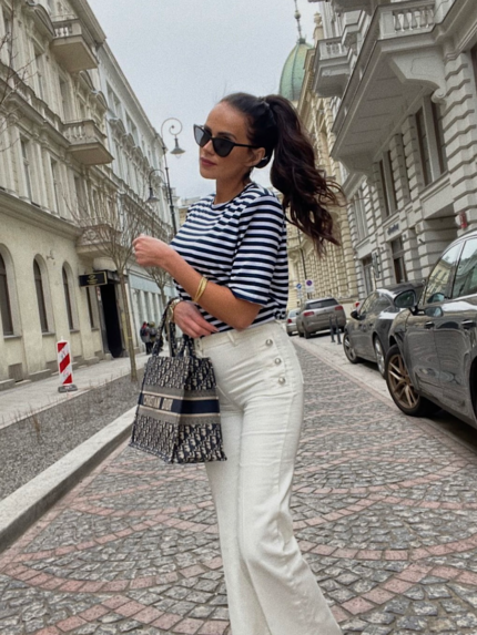 t-shirt z przedłużanym rękawem