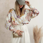 bluzka z wiskozy w pastelowe kwiaty Simplicity