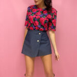 Koszulka w kwiaty z wiskozy LaMilla.