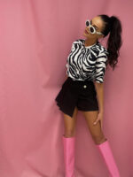 Podkoszulek w zebrę z poduszkami na ramionach LaMilla.