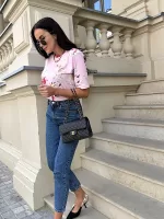 Wiskozowy podkoszulek z poduszkami na ramionach LaMilla.