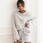 Komplet z szarej bawełny LaMilla.