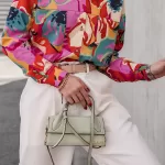 Kolorowa koszula polskiej marki Simplicity.