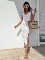 Biała sukienka polskiej produkcji By Me