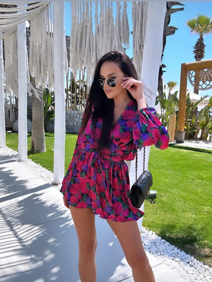 Kombinezon z gumką w pasie i troczkiem w kwiaty Lamilla.