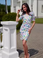 Zakładana sukienka w kwiaty polskiej marki Roco Fashion