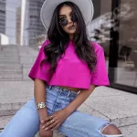 Fuksjowa, krótka bluzka LaMilla.