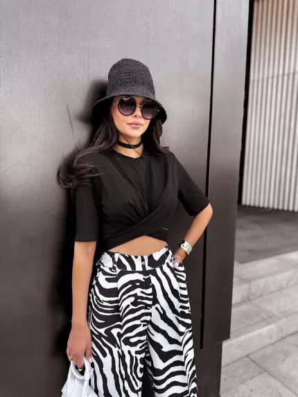 Bluzka z troczkami do wiązania Lamilla