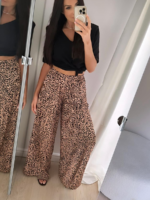 Satynowe spodnie w panterkę LaMilla