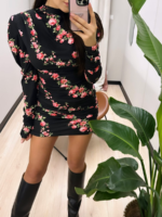 Dopasowana sukienka w kwiaty LaMilla