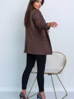 Przedłużana marynarka w kolorze czekoladowym