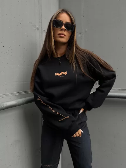 Logowana bluza w czarnym kolorze La Manuel