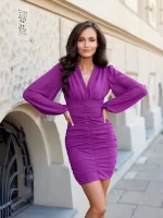 Mini sukienka z marszczeniem w kolorze biskupim