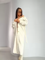 Kremowy płaszcz La Manuel