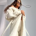 Śmietankowy długi płaszcz teddy bear La Manuel