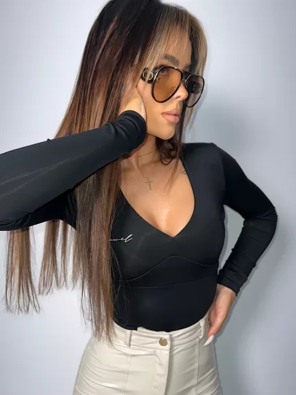 Czarne, dopasowane body La Manuel