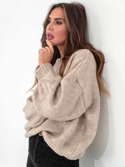 Beżowy oversize sweter polskiej produkcji TMC