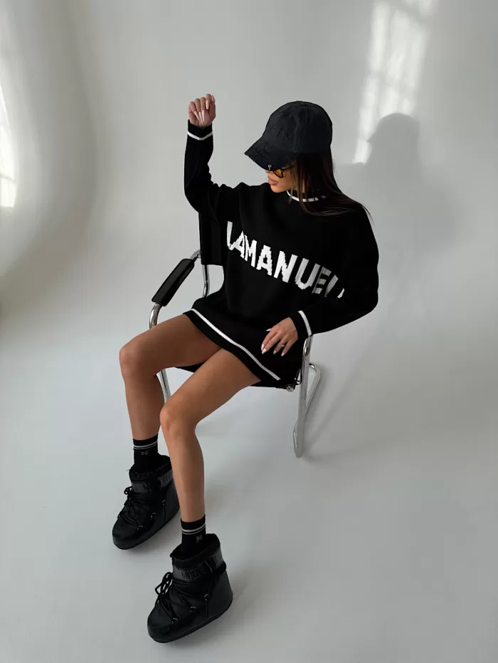 Oversizowy czarny sweter LaManuel