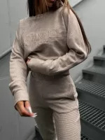 Beżowy sweterkowy komplet LaManuel Pop Up