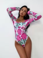 Body w różowe piwonie LaMilla