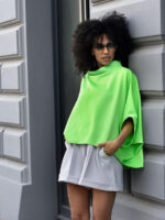 Luźna szeroka bluzka w kolorze zielonym