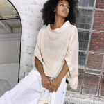 Lniana bluzka w beżowym kolorze