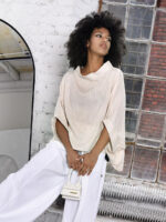 Lniana bluzka w beżowym kolorze