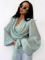 Wiązana bluzka z bufiastym rękawem w cytrynki LaMilla