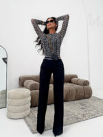 Czarne spodnie lamilla z logowaną gumką