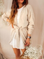 Sweter kardigan w beżowym kolorze polskiej marki TMC