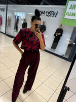 Krótka szeroka bluzka w kwiaty Lamilla