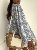 koszula Megi B z niebieskim haftem