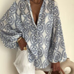 Koszula Megi B z niebieskim wzorem