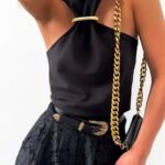 Czarna bluzka ze złota ozdobą LaMilla