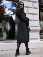 Długi wełniany czarny płaszcz jesienny
