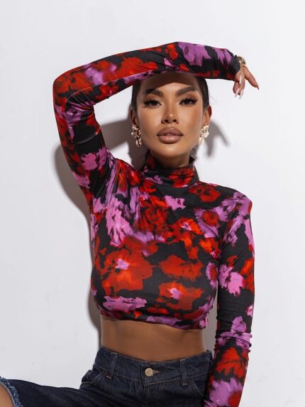 Golf w czerwono różowe kwiaty LaMilla