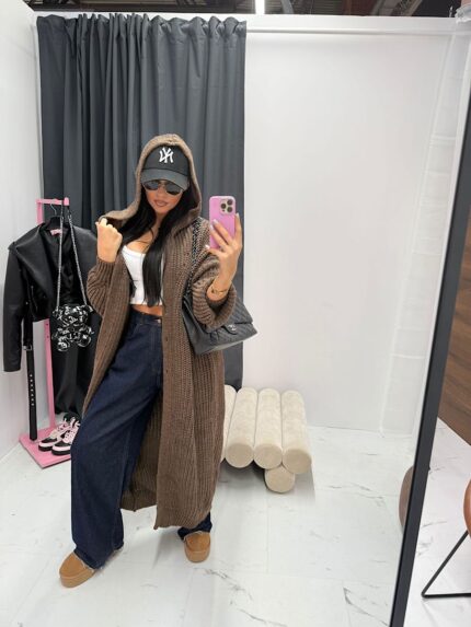 Długi brązowy kardigan LaMilla