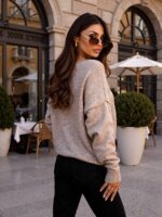 Beżowy sweter Soft Tmc