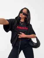 Czarny t-shirt LaMilla z czerwonym napisem