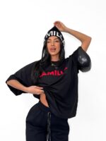 Czarny t-shirt LaMilla z czerwonym napisem