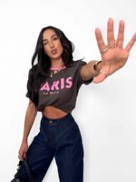 T-shirt LaMilla Paris brązowy z różowym napisem