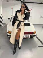 Jasny płaszcz trencz LaMilla z czarną eko skórą