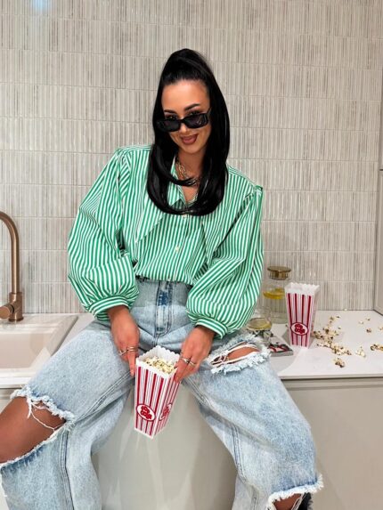 koszula LaMilla w zielono białe paski z przedłużanym kołnierzem