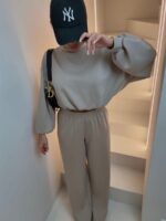 Beżowy Masełkowy komplet damski Agatha Fashion bluzka i spodnie