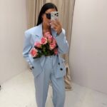 Niebieska marynarka LaMilla i niebieskie eleganckie spodnie LaMilla