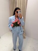 Niebieska marynarka LaMilla i niebieskie eleganckie spodnie LaMilla