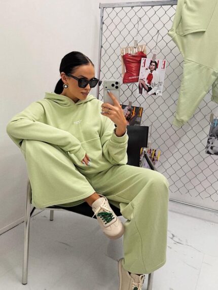 Bluza z kapturem LaMilla typu kangurek w kolorze matcha